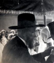 Jozsef Faludi's maternal grandfather Jakab Eckstein performing a wedding