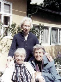 Rene, Katalin and Margit Rasko