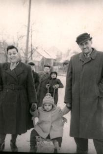 Klára Kovácová-Kohnová és családja