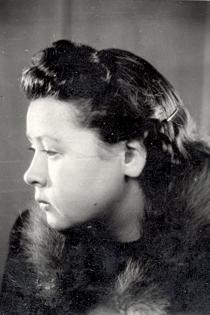 Viola Rozalia Fischerova at the age of eighteen
