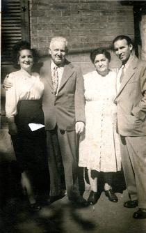 Raissa Yasvoina's uncle's Isaak Minkovskiy family
