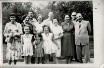 Trattner Zsigmond és családja rokonlátogatáson