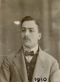 Miksa Domonkos at the age of 20