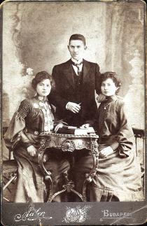 Jozefin Oblath, Ferenc Oblath and Netka Weinberger